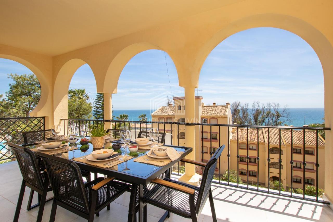 Panoramic Sea Views And Direct Access To The Beach From The Community In Torrenueva Apartment Malaga Exterior photo